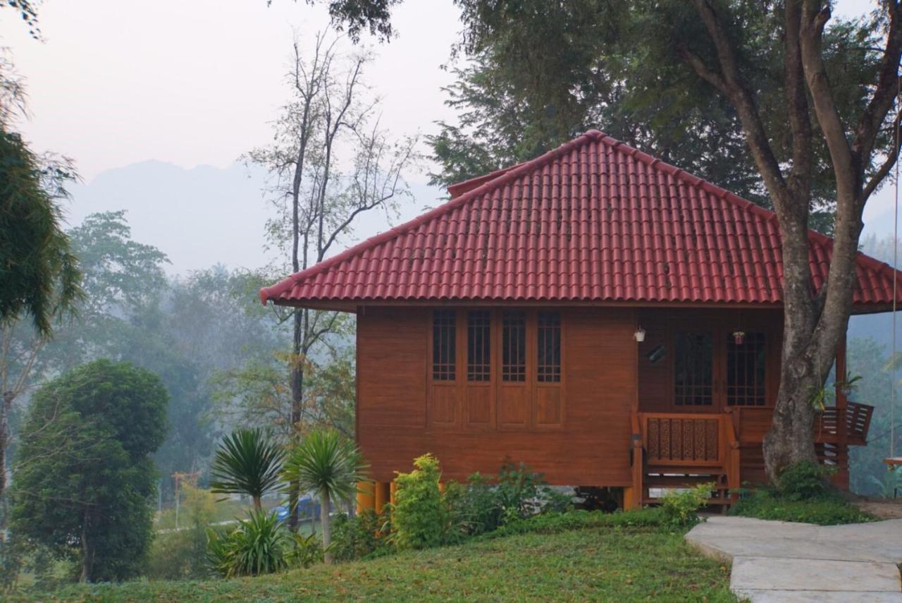 BaanRai KhunYa Hotel Sai Yok Luaran gambar