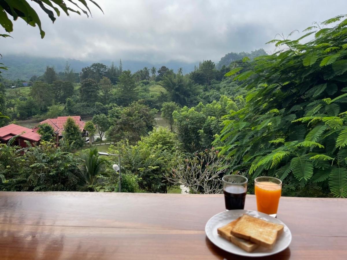 BaanRai KhunYa Hotel Sai Yok Luaran gambar