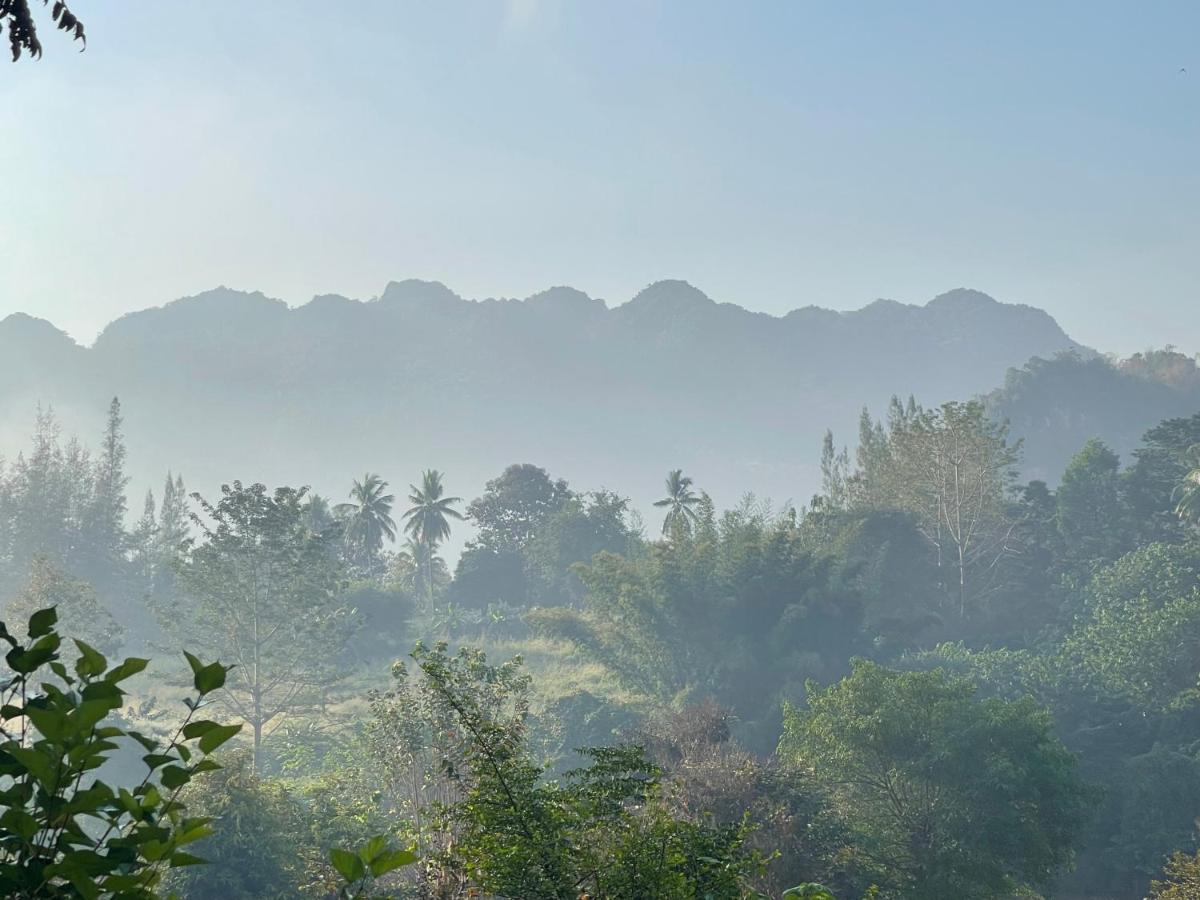 BaanRai KhunYa Hotel Sai Yok Luaran gambar