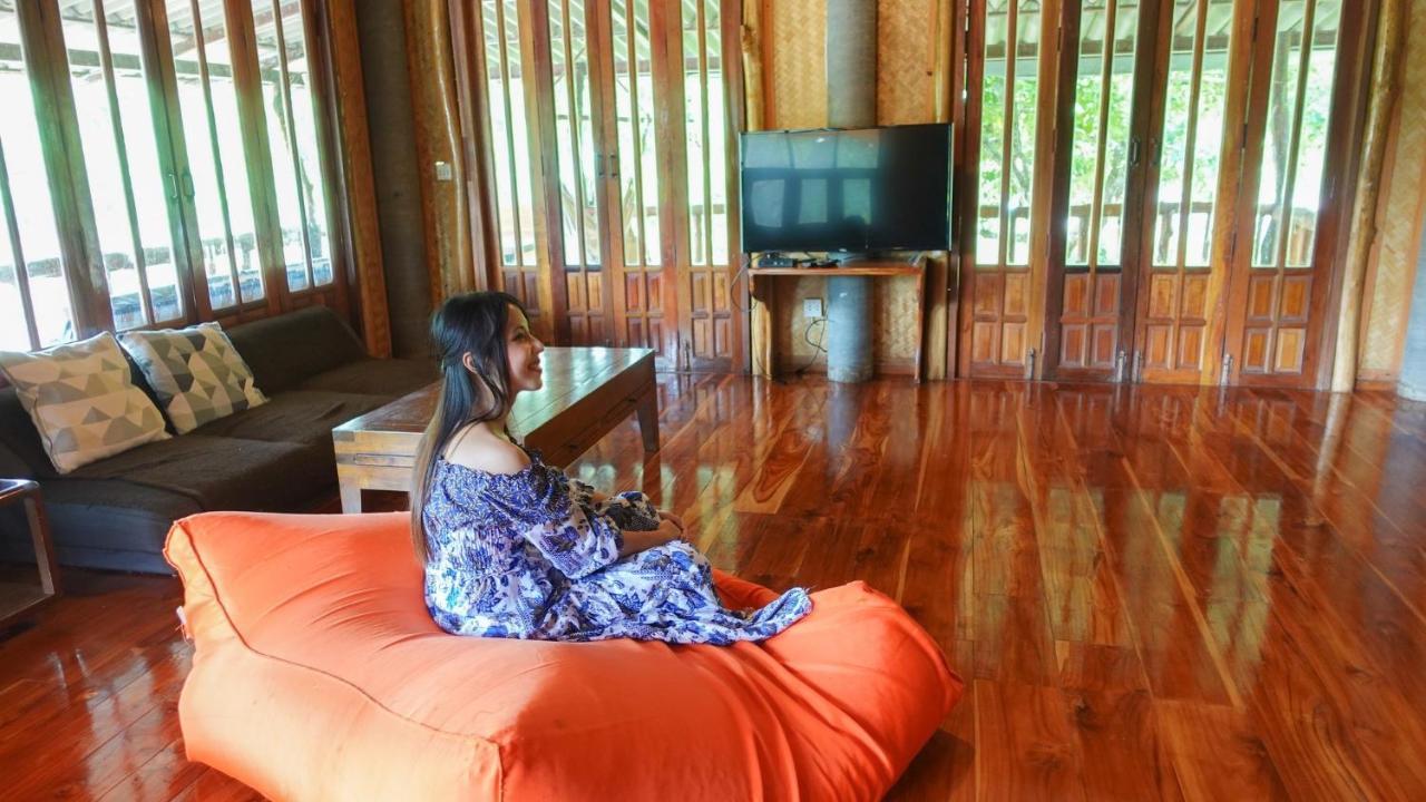 BaanRai KhunYa Hotel Sai Yok Luaran gambar
