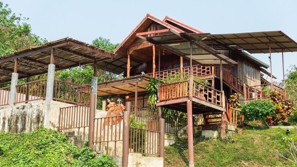 BaanRai KhunYa Hotel Sai Yok Luaran gambar