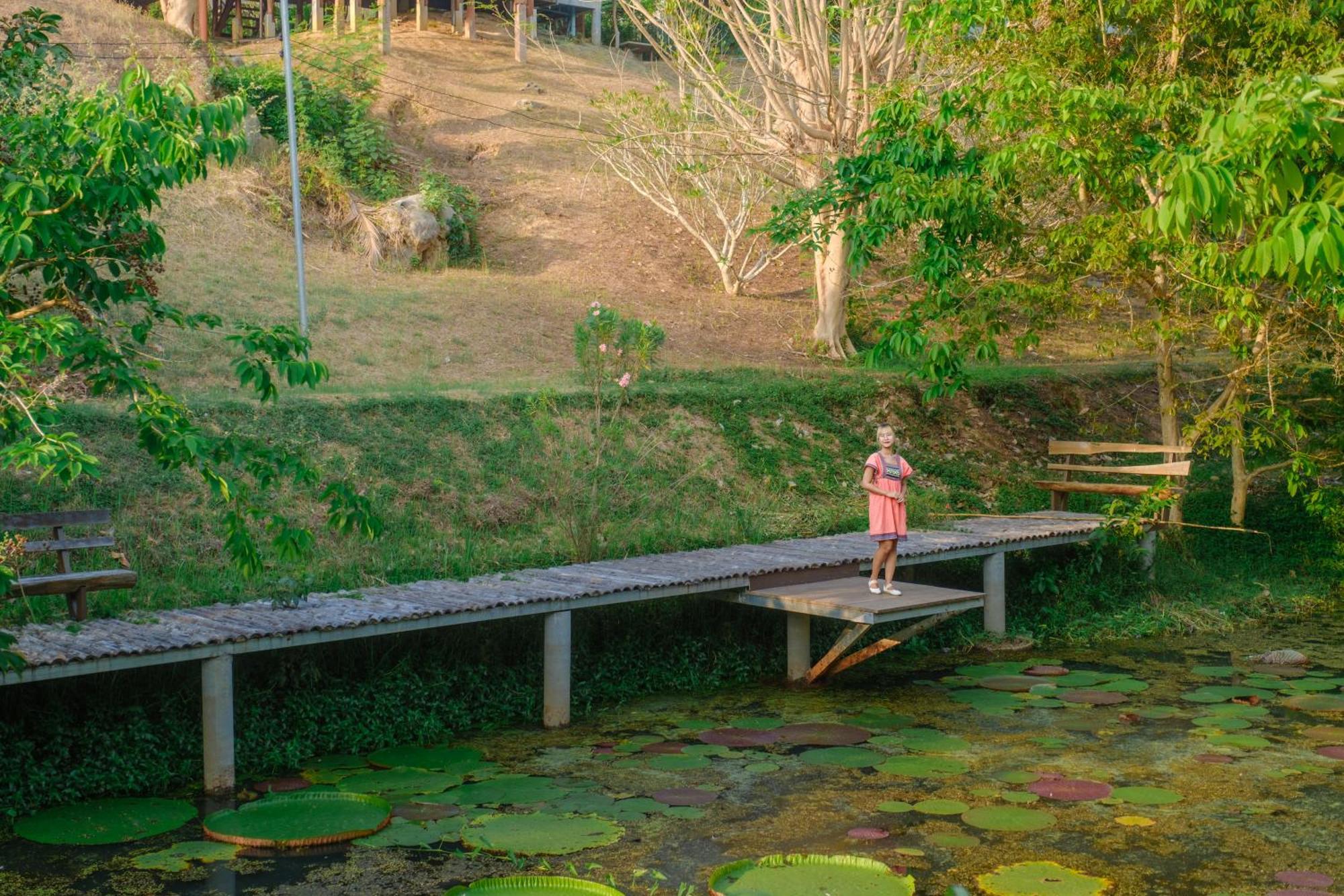 BaanRai KhunYa Hotel Sai Yok Luaran gambar